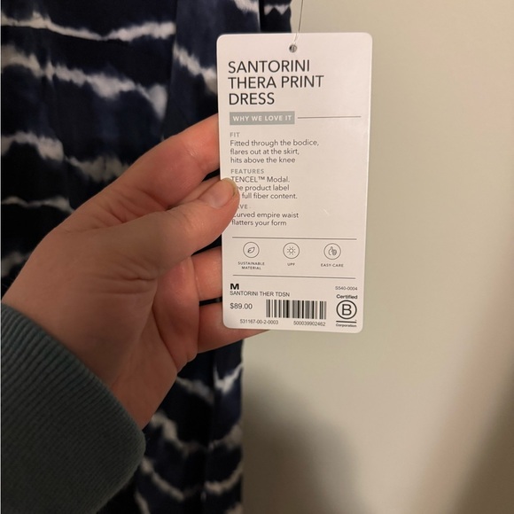 Athleta Santorini Thera Print Dress - Navy and White size medium. NWT! - Picture 2 of 5